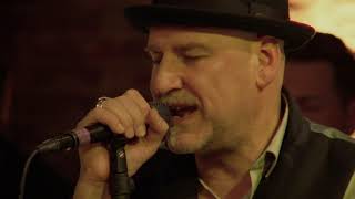 FURY IN THE SLAUGHTERHOUSE – “Won&#39;t Forget These Days” (Live &amp; Acoustic) (Offizielles Video)