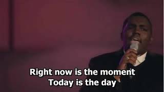 I Won&#39;t Go Back   William McDowell LIVE [w lyrics]