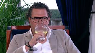 YouTube: Abbotts & Delaunay Pays d'Oc Les Fruits Sauvages Sauvignon Blanc