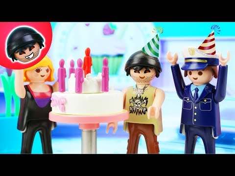 Karlchen hat Geburtstag! - Playmobil Polizei Film - KARLCHEN KNACK #180