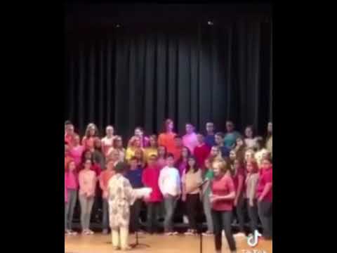 Kid throws up in the middle of school concert