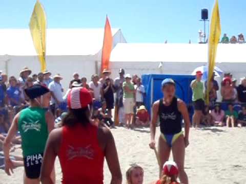 Under 14 Womens Beach Flags 4 Mt Maunganui 2010