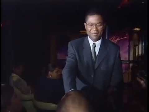 LESLIE VOS:  I've been loving you  (live)