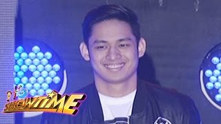It&#39;s Showtime Singing Mo To: Michael Pangilinan sings &quot;Sana Ngayong Pasko&quot;