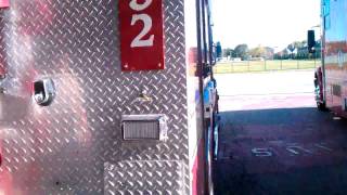 preview picture of video 'Roberts Park Fire Dist. Engine 32'