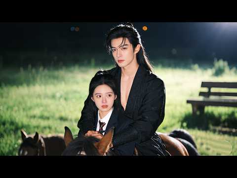 她被下藥後意外與權勢滔天的王爺共度一夜，天亮便倉皇逃走，王爺掘地三尺也要將她找回，親手囚進懷裡，從此不再放手！#追妻火葬場 #短劇