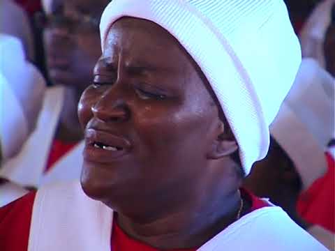 Lusanda Spiritul Group - Lunkhangela kuwe (Official Music Video)