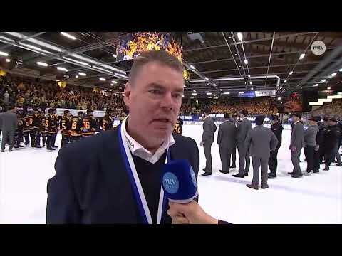 SaiPan päävalmentaja Raimo Helmisen haastattelu hopeamitalien jaon jälkeen