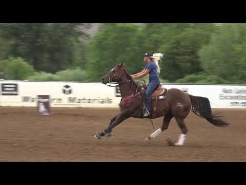 Kelli Barichello and Dats A Fierce Dragon 17.283 Featherland Ranch 6-10-18