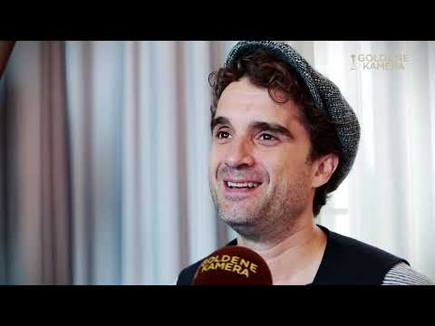 "Mein Schwiegervater, der Camper": Oliver Wnuk im Interview