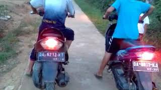 Download lagu Story wa balap liar mio sporty vs mio soul mesin jahat ifantambun73744#htmc VS bakri kadada cintanya mp3