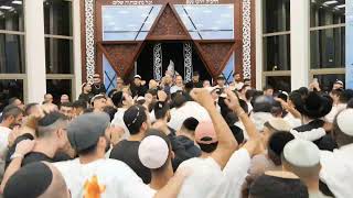 הרב אייל עמרמי - ללכת אחרי השם באש ובמים | מוצ"ש אמונה (הרב אייל עמרמי) - התמונה מוצגת ישירות מתוך אתר האינטרנט יוטיוב. זכויות היוצרים בתמונה שייכות ליוצרה. קישור קרדיט למקור התוכן נמצא בתוך דף הסרטון הרב אייל עמרמי - ללכת אחרי השם באש ובמים | מוצ"ש אמונה (הרב אייל עמרמי) - התמונה מוצגת ישירות מתוך אתר האינטרנט יוטיוב. זכויות היוצרים בתמונה שייכות ליוצרה. קישור קרדיט למקור התוכן נמצא בתוך דף הסרטון