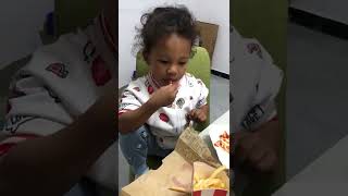 mom, this is the last time i eat KFC. i want healthy food instead. funny kid video 混血宝宝在中国#shorts