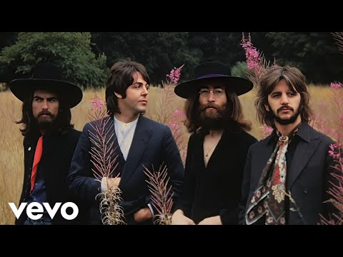 The Beatles - Golden Slumbers / Carry That Weight / The End (Official Music Video)