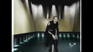 Maxim feat. Skin / Carmen & Queasy