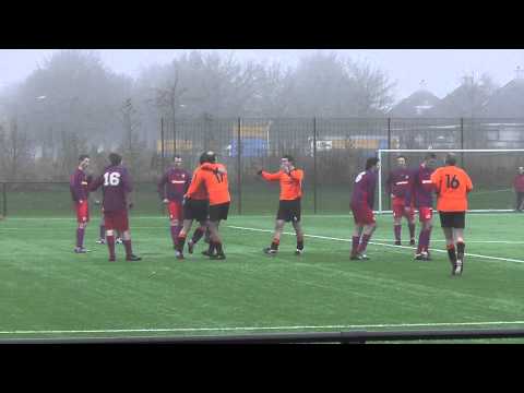 17 nov 2012 VV De Meern 8 - CDW 4 com 10-4 Doelpunt Bas