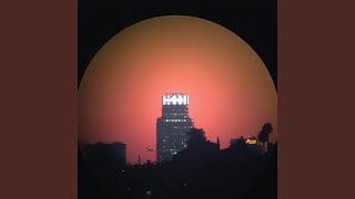 Misanthrope Gets Lunch