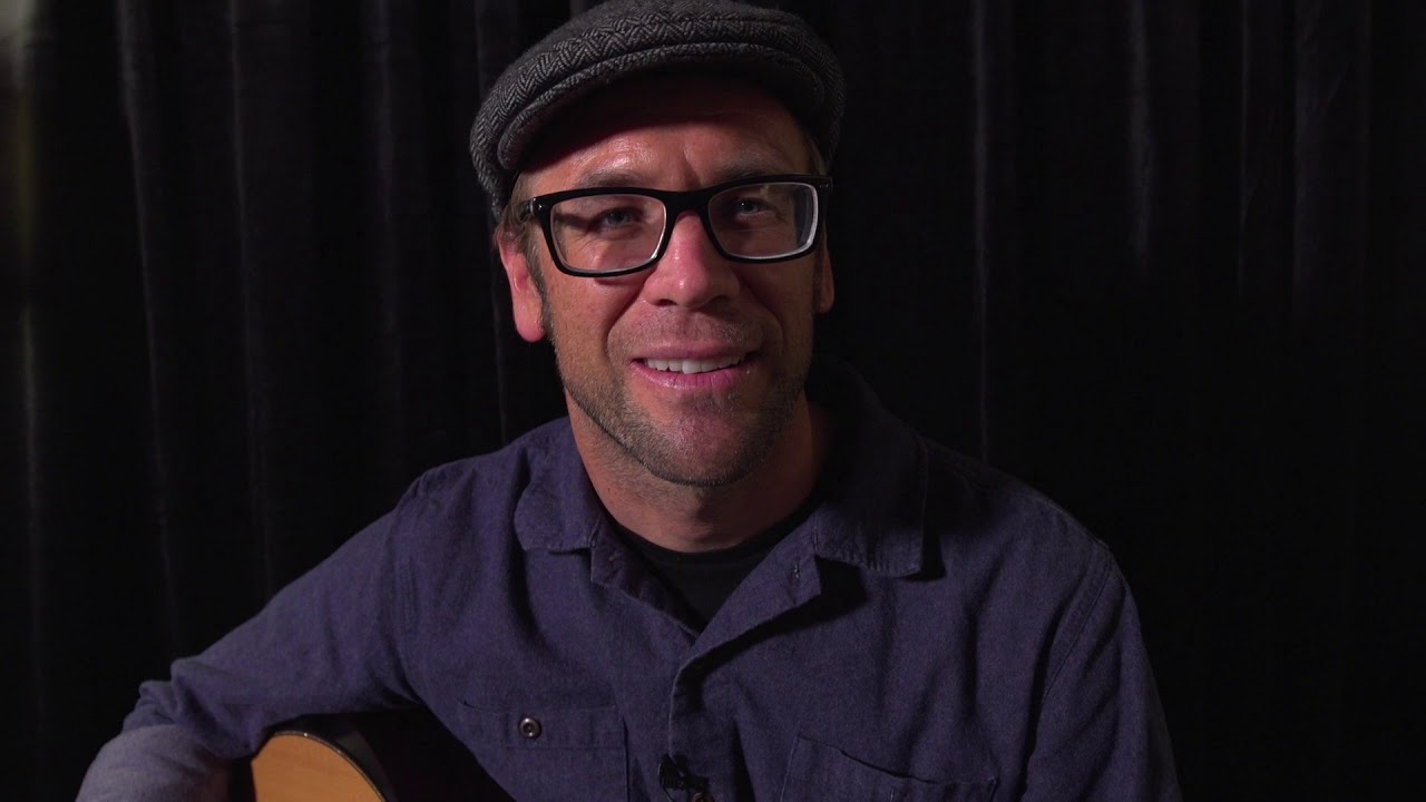 NAMM 2018 - Taylor V Class Bracing Acoustics - YouTube