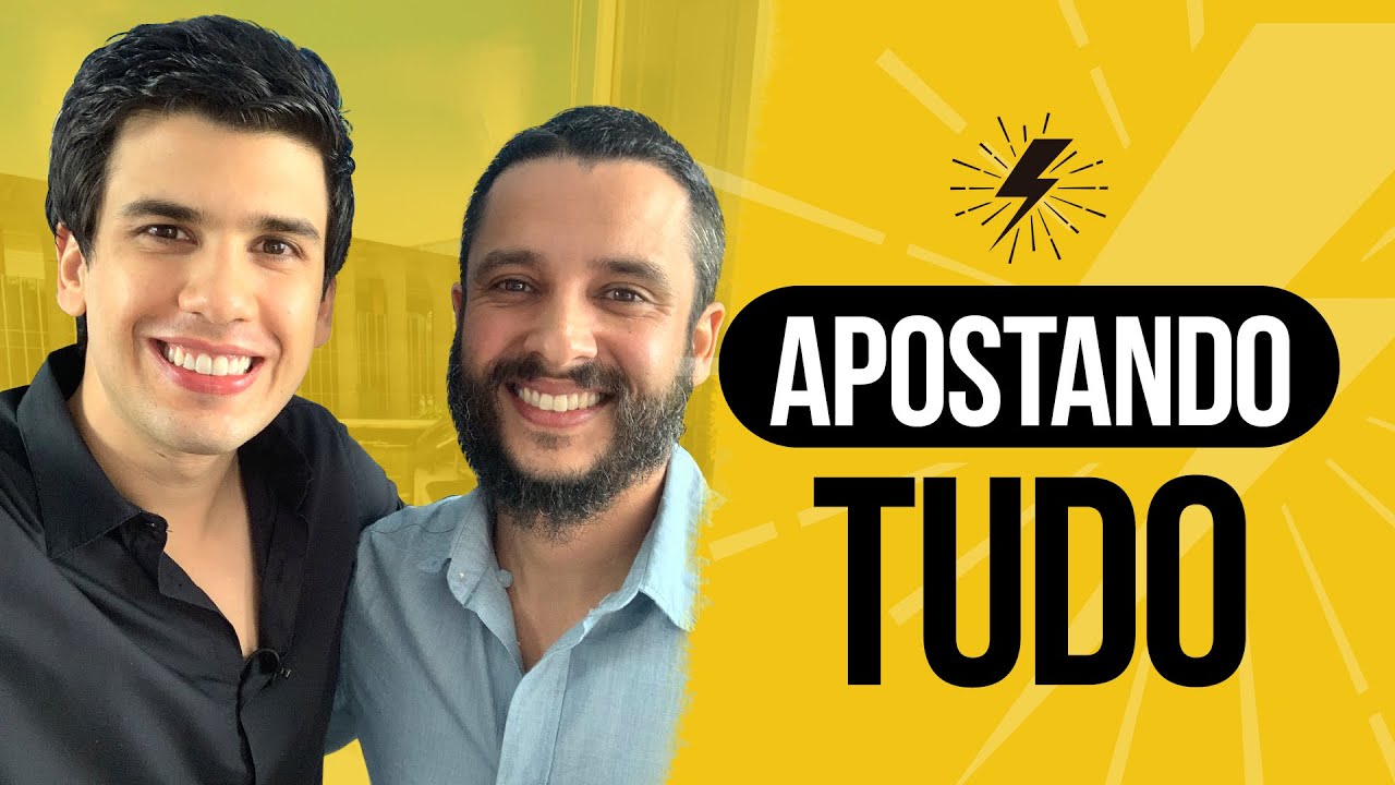 Ele largou um cargo de mais de R$20 mil/mês para ensinar outras pessoas a passarem