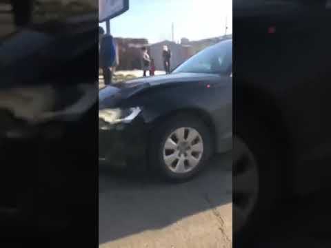 На Набережній зіткнулися чотири автівки. ВІДЕО