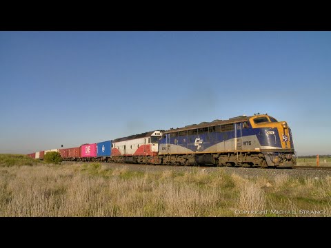 QUBE Ultima Containerized Hay Train (29/6/2020) - PoathTV Classic Australian Diesel Freight Trains