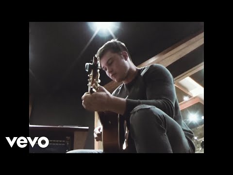 Brendan Peyper - Op Jou Spoor (Official Music Video)