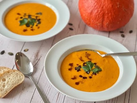 Ofengeröstete Kürbis-Paprika-Suppe