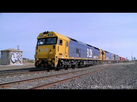 7902V Pacific National Mildura Container Train With BL26 G525 G526 (13/9/2023)  - PoathTV Railways