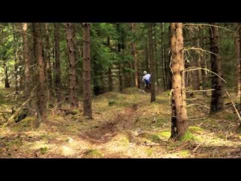 Simon Nilsson tränar hemma!