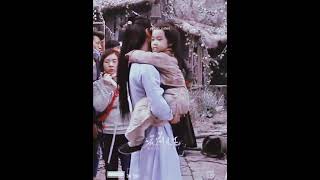 Download lagu Wei Ying playing with little Ayuan whom Lan Zhan is carrying 🥰 mp3