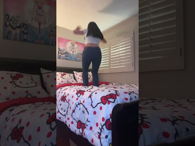 Vídeo relacionado con Jerry Fabrics Hello Kitty - Juego de Ropa de Cama Infantil (140 x 200 cm + 70 x 90 cm, 100% algodón), diseño de Hello Kitty