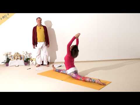 Aus dem Stehen in den Seitspagat und in den geraden Spagat - Yoga Asana Lexikon