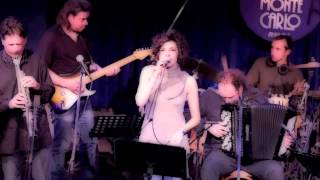 Arianna Masini sings All flowers in time (bend towards the sun)