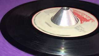 Version (COCO TEA ~ California Sunday Morning, Love Won't Come Easy Riddim, B Side)