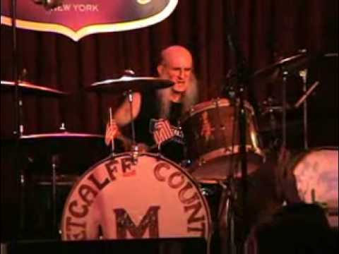 Backstage With The Kentucky Headhunters' Drummer, Fred Young