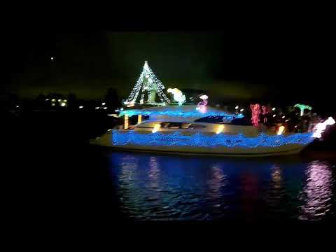 download lagu mp3 mp4 Kemah Lights, download lagu Kemah Lights gratis, unduh video klip Kemah Lights