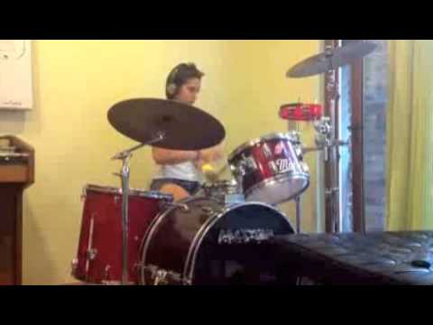 Como Quieres-Violetta, drums cover by Francesca