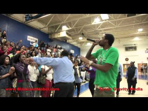 MEEK MILL VS. GILLIE DA KID
