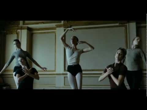 Alexandre Desplat - Daisy's Ballet Career [Music from The Curious Case of Benjamin Button]