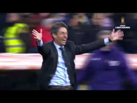 Gol del Pity Martinez a Boca (3-1) con musica de Valeria Lynch