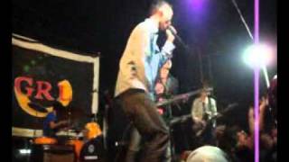 Download lagu Bondan Prakoso & Fade2black Tetap Semangat in PATJAK Band mp3