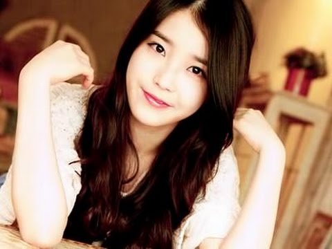 IU - K-Pop - Sexy - Beautiful - Dancing