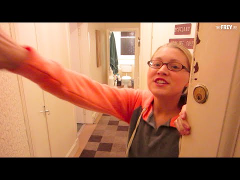 TOUR OF OUR WEE FLAT!!! (10.9.14) Video