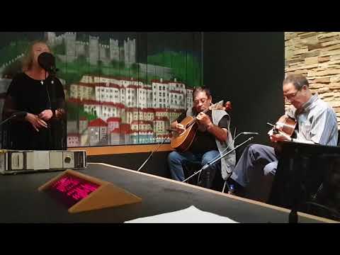 Rosa Caída "Fado Tango" (Visita à Rádio Amália)