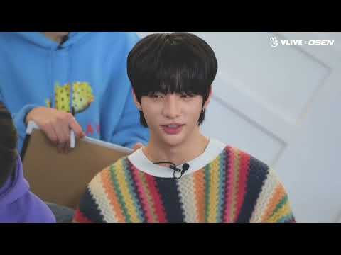 [SUBS] Stray Kids Reveal Hyunjin's Sleeping Habit! : Star Road, episode 09 - 200204