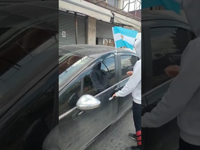 Vídeo relacionado con AZ FLAG Bandera de Coche Brasil 45x30cm - Banderina Auto Brasileña 30 x 45 cm, Banderita ventana coche, Car Flag