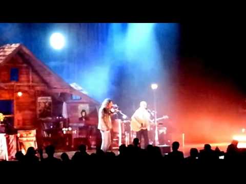 Yusuf/Cat Stevens w/ Chris Cornell  "Wild World" 10/6/2016