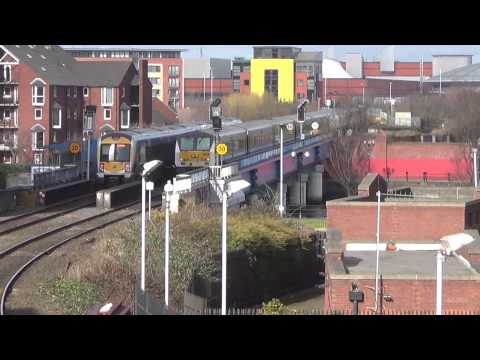 IE 201 Class loco 228 + Enterprise train - East Bridge Street 5/3/15