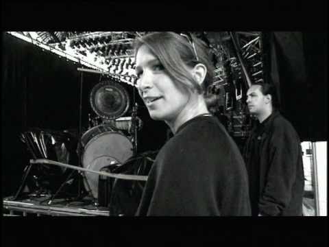 download lagu mp3 mp4 Guano Apes Singer, download lagu Guano Apes Singer gratis, unduh video klip Guano Apes Singer