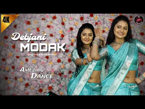 DEBJANI MODAK | Saree Navel Show | Cute Dance | Mr.Tracker